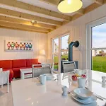 Amazing In Ostseeresort With Sauna Ferienhaus *